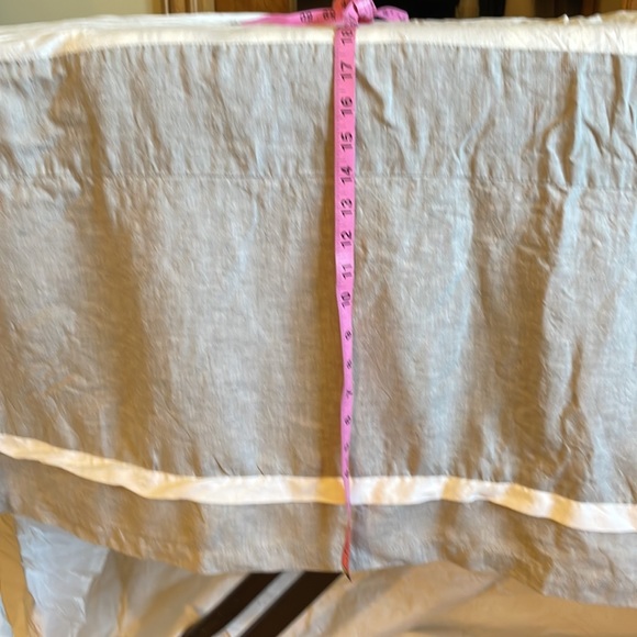 Pottery Barn Bedding Pottery Barn Linen King Bed Skirt Grey W White